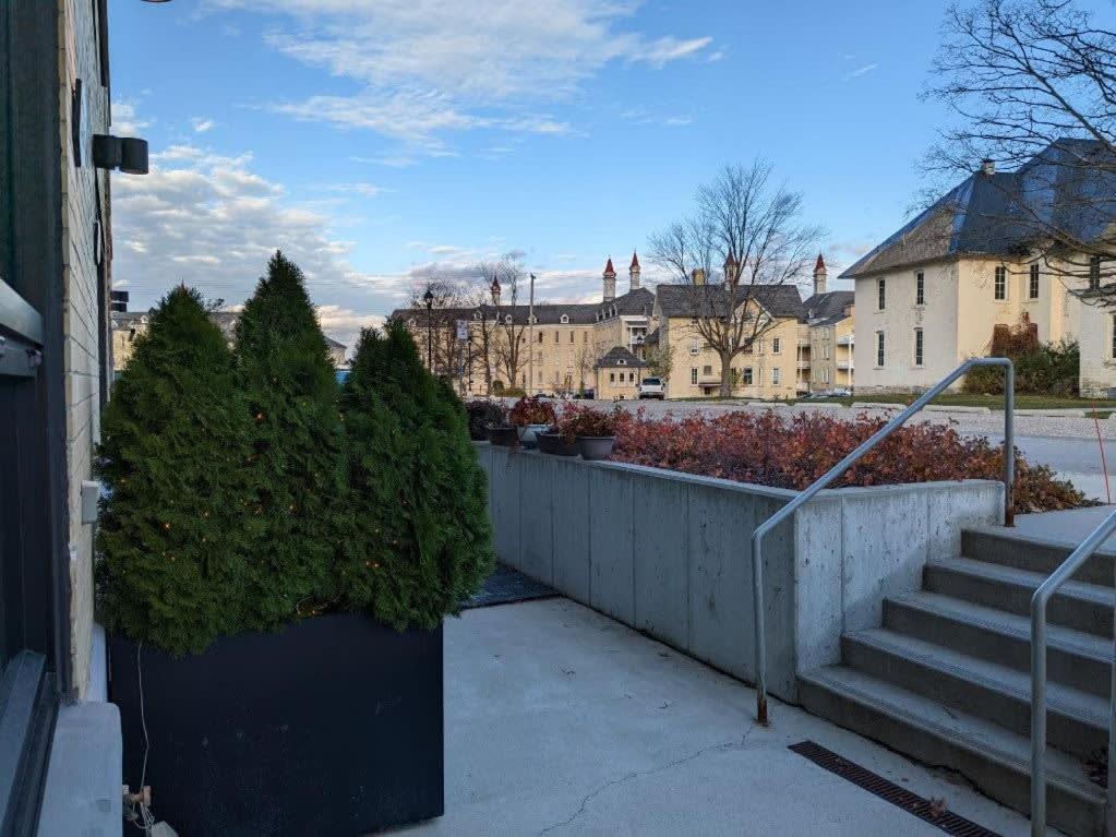 Condo On State Hospital Grounds! トラバーズ・シティ エクステリア 写真
