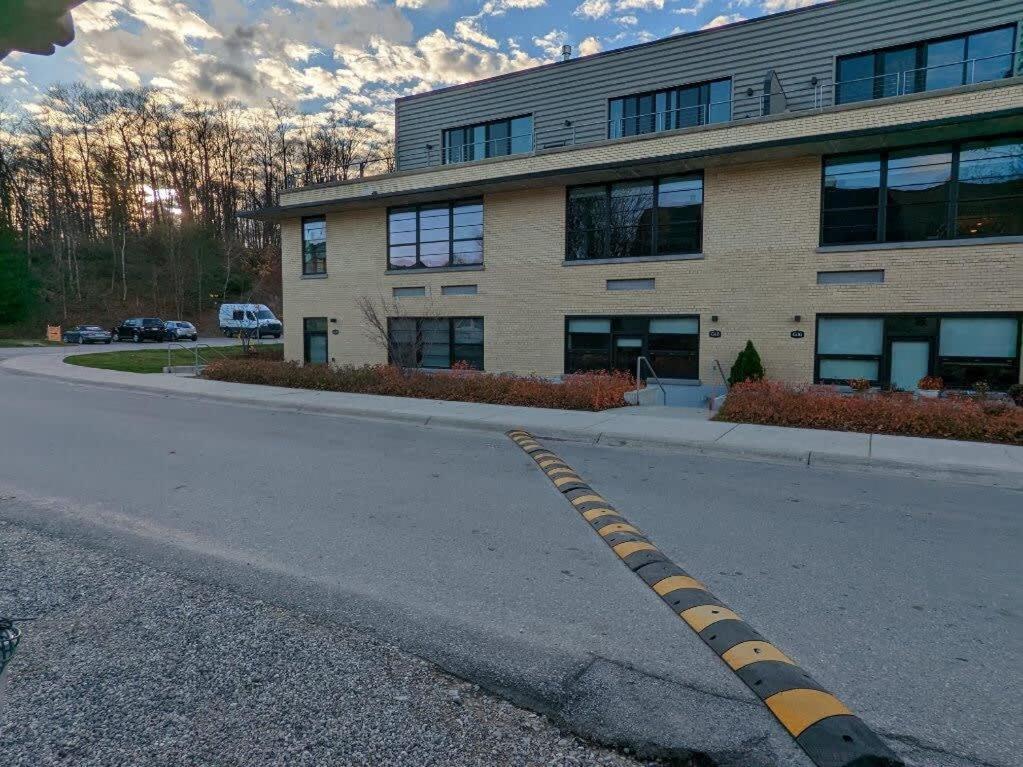 Condo On State Hospital Grounds! トラバーズ・シティ エクステリア 写真